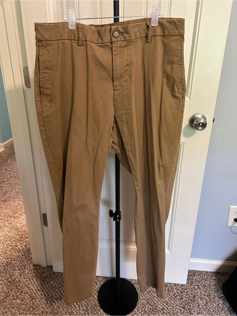Old Navy Men's Classic Straight Chino Pants in Brown